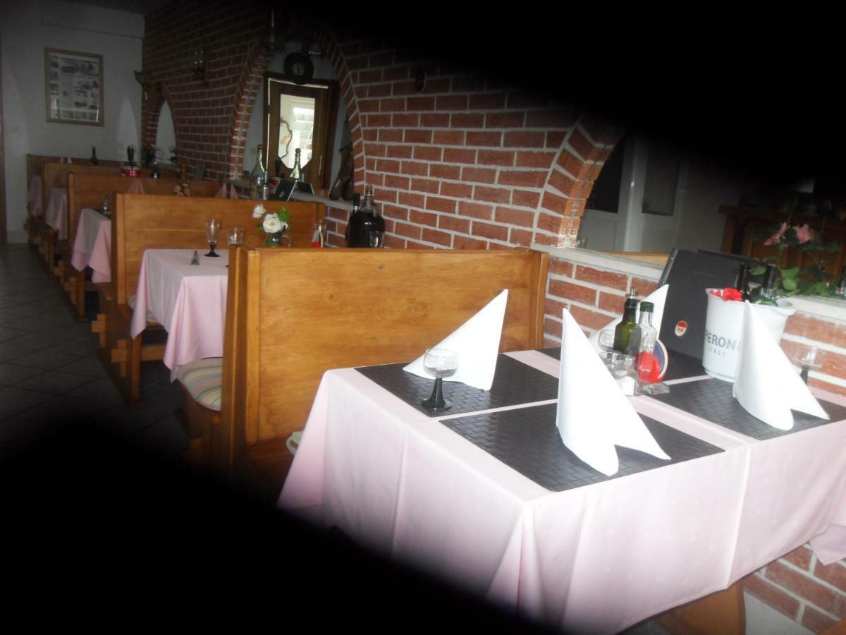 Pension Maestral Mlini Bagian luar foto